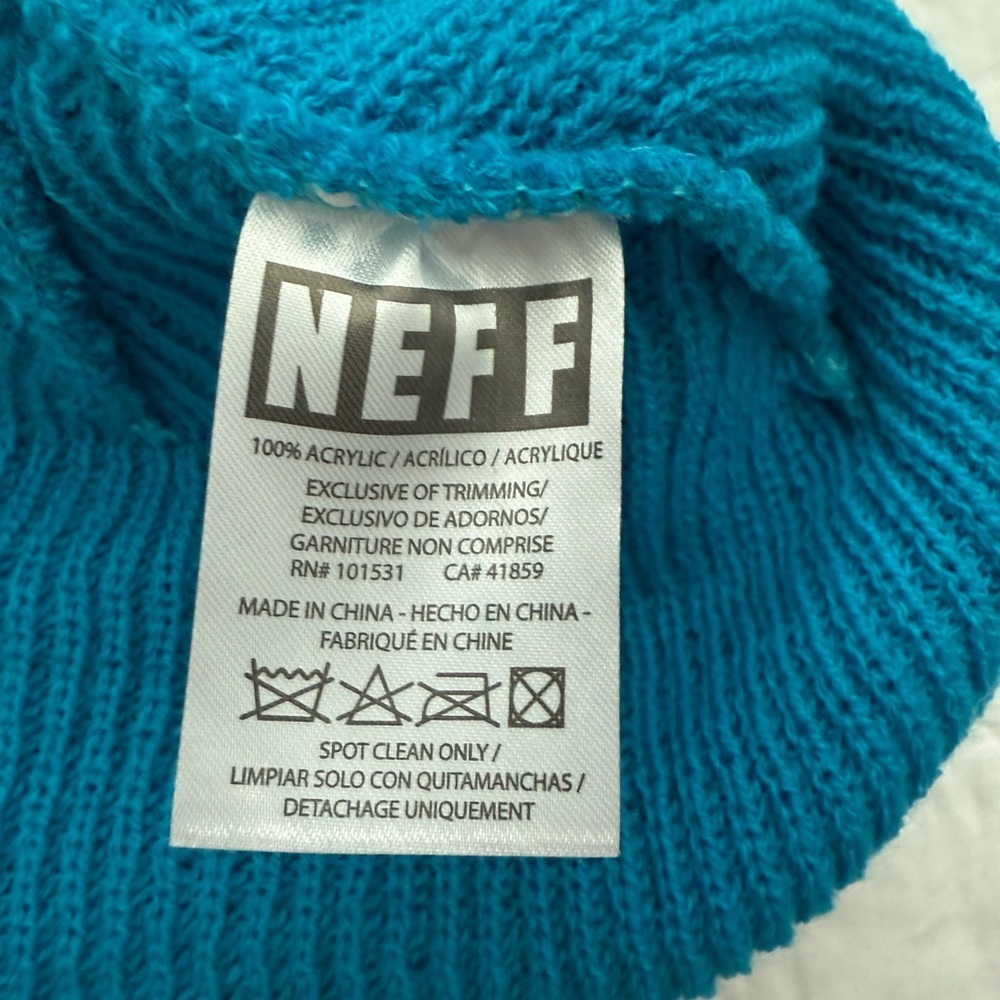 Neff beanie hat - Picture 4 of 4